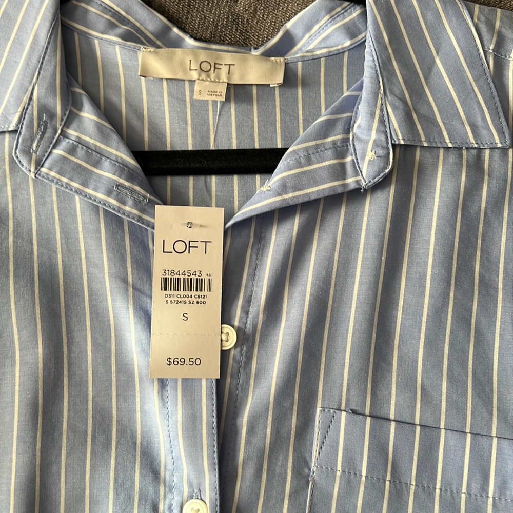 Women’s dress shirt